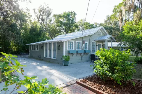 111 NE 7th St, Gainesville, FL 32601