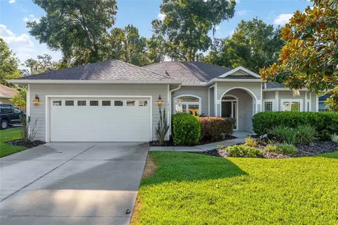 1951 SW 66th Dr, Gainesville, FL 32607
