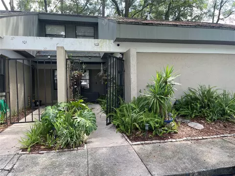 7200 SW 8th Ave #P102, Gainesville, FL 32607