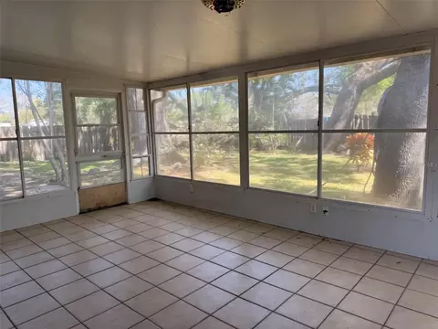 Exterior - 1727 Cypress Ct, Saint Cloud, FL 34769 photo 5 of 7