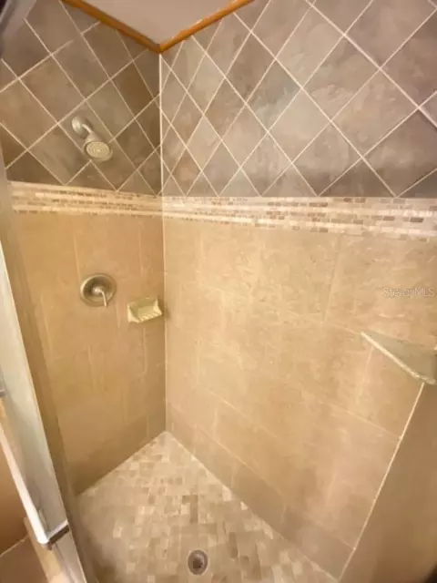 Bath - 1727 Cypress Ct, Saint Cloud, FL 34769 photo 3 of 3