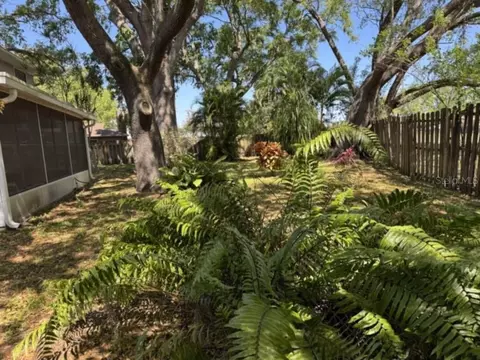 Exterior - 1727 Cypress Ct, Saint Cloud, FL 34769 photo 7 of 7