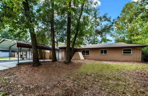 4224 NW 20th Dr, Gainesville, FL 32605