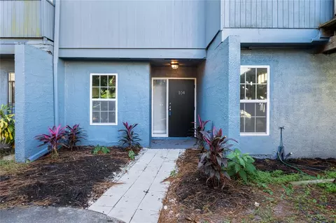 715 SW 75 St #104, Gainesville, FL 32607