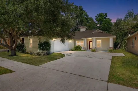 8940 SW 76th Ave, Gainesville, FL 32608