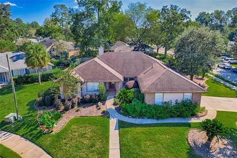 9027 NW 16th Ln, Gainesville, FL 32606