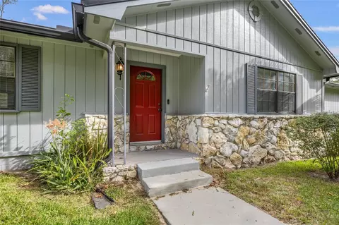 8402 SW 1st Ave, Gainesville, FL 32607