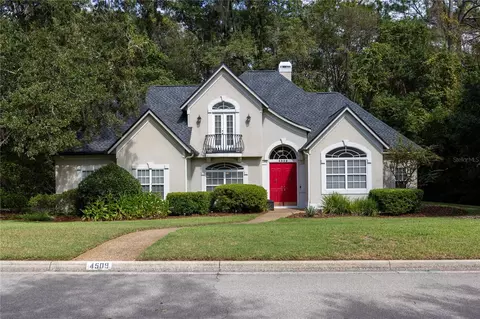 4509 NW 53rd St, Gainesville, FL 32606