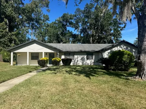 9220 NW 13th Pl, Gainesville, FL 32606
