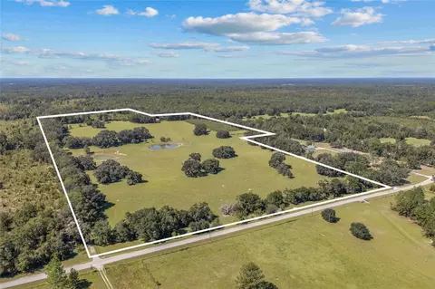960 SW Bethlehem Ave, Fort White, FL 32038