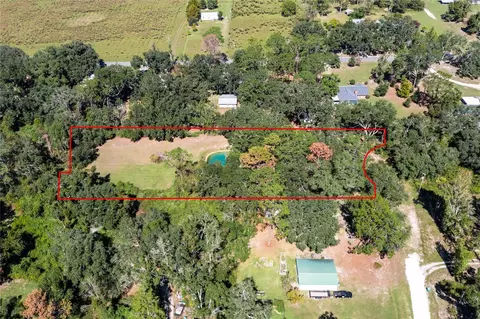 102 SW Canterbury Ct, Lake City, FL 32024