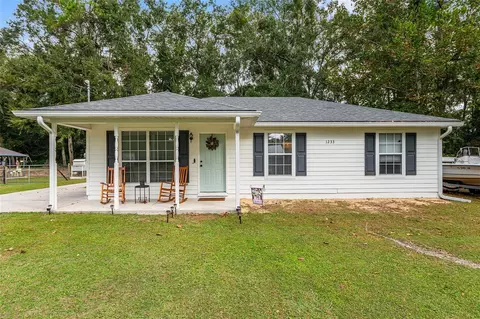 1233 SW 4th Ave, Trenton, FL 32693