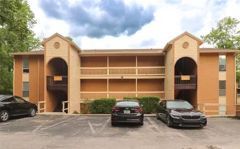 1810 NW 23rd Blvd #165, Gainesville, FL 32605