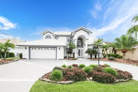 14 Cedarwood Ct, Palm Coast, FL 32137