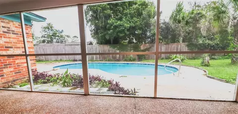 Exterior - 3442 Red Oak Cir E, Orange Park, FL 32073 photo 3 of 7