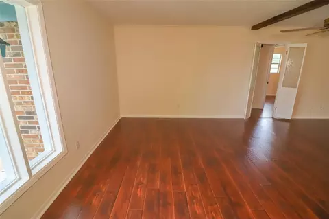 Living - 3442 Red Oak Cir E, Orange Park, FL 32073 photo 2 of 6