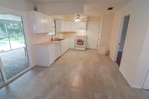 Kitchen - 3442 Red Oak Cir E, Orange Park, FL 32073 photo 1 of 2