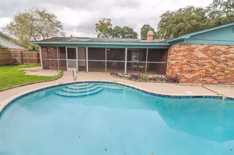 Exterior - 3442 Red Oak Cir E, Orange Park, FL 32073 photo 5 of 7
