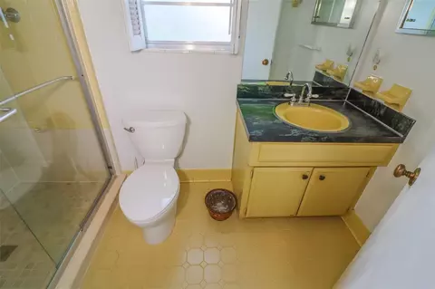 Bath - 3442 Red Oak Cir E, Orange Park, FL 32073 photo 1 of 1