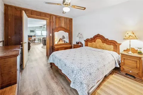 Bedroom - 6550 SW 100th Ct, Cedar Key, FL 32625 photo 2 of 3