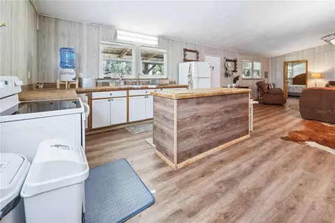 Kitchen - 6550 SW 100th Ct, Cedar Key, FL 32625 photo 1 of 4