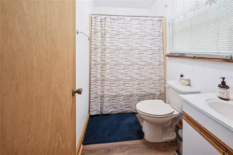 Bath - 6550 SW 100th Ct, Cedar Key, FL 32625 photo 2 of 5