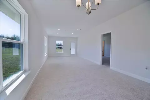 Living - 3291 E Iris Ln, Bell, FL 32619 photo 5 of 7