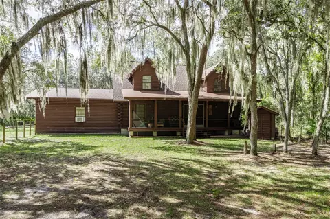 239 Riley Lake Dr, Hawthorne, FL 32640