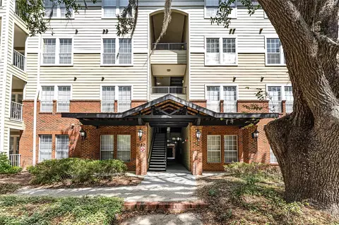 1142 SW 9th Rd #103, Gainesville, FL 32601