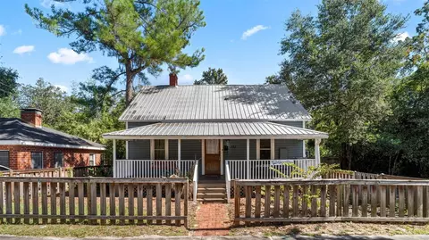 101 NE 9th St, Gainesville, FL 32601