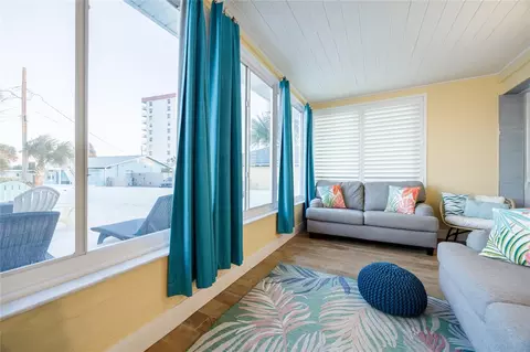 Living - 7 Neptune Park Dr, Ormond Beach, FL 32176 photo 6 of 8