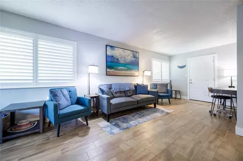 Living - 7 Neptune Park Dr, Ormond Beach, FL 32176 photo 1 of 8