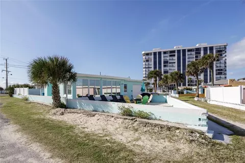 Exterior - 7 Neptune Park Dr, Ormond Beach, FL 32176 photo 2 of 20