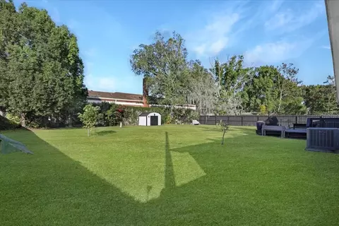 Exterior - 220 SE 28th Ave, Ocala, FL 34471 photo 5 of 9