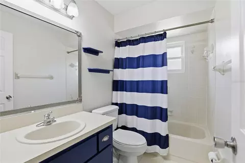 Bath - 3940 SW 134th St, Ocala, FL 34473 photo 3 of 3