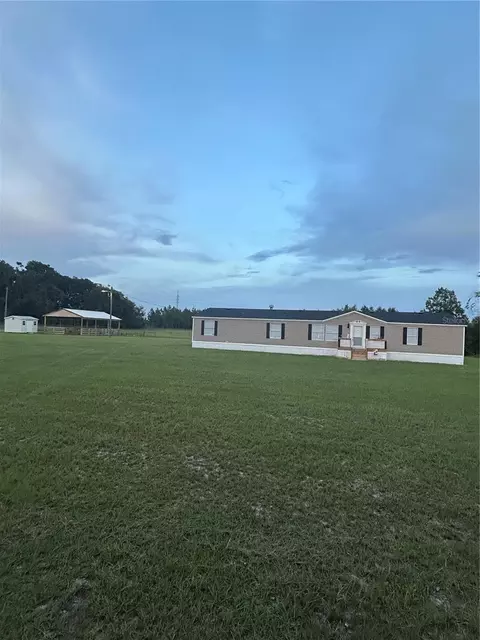 19456 161st Ct, O Brien, FL 32071