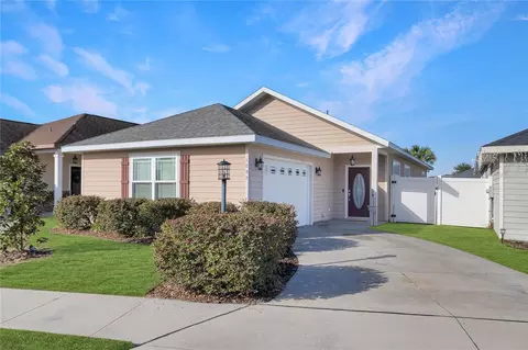 1852 SW 246th Dr, Newberry, FL 32669