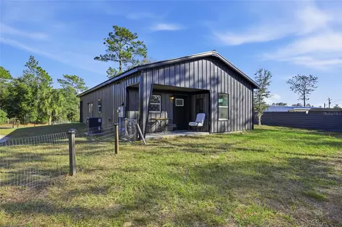 Exterior - 4030 NE 140th Ct, Williston, FL 32696 photo 3 of 8