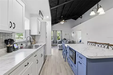 Kitchen - 4030 NE 140th Ct, Williston, FL 32696 photo 5 of 5