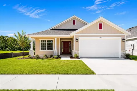13723 NW 150th Cir, Alachua, FL 32615