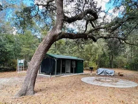 1058 NW 78th Ave, Bell, FL 32619