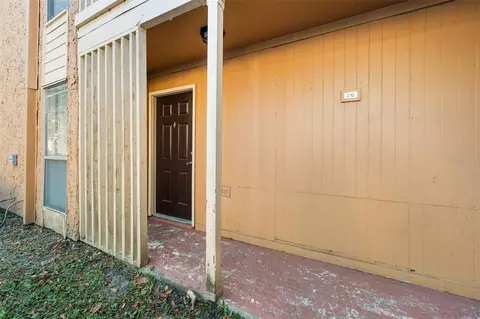 1810 NW 23rd Blvd #216, Gainesville, FL 32605