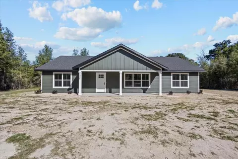4906 NW 36th St, Bell, FL 32619