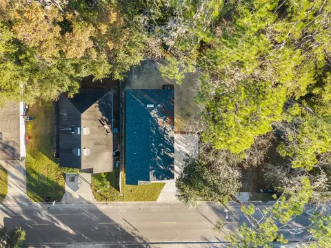 View/Area - 2016 NE 3rd Ave, Gainesville, FL 32641 photo 3 of 7