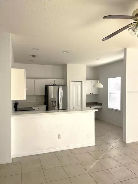 Kitchen - 13455 Silvercreek Dr, Riverview, FL 33579 photo 4 of 5
