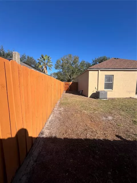 Exterior - 13455 Silvercreek Dr, Riverview, FL 33579 photo 8 of 8