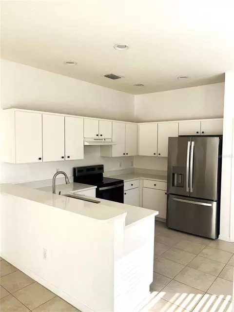 Kitchen - 13455 Silvercreek Dr, Riverview, FL 33579 photo 3 of 5