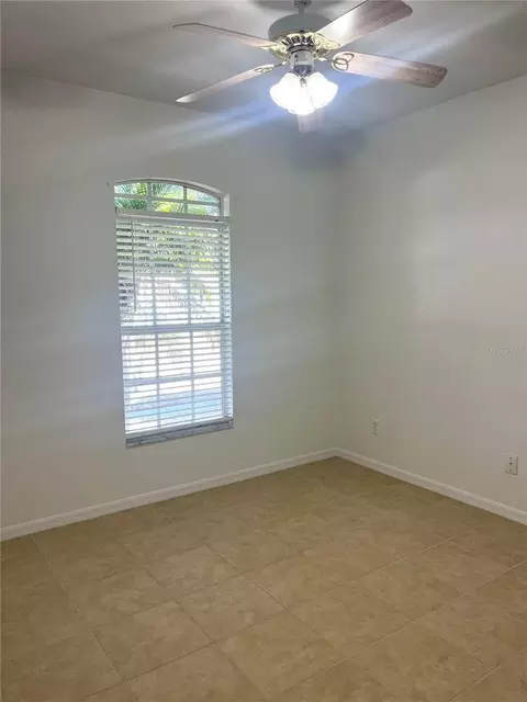 Bedroom - 13455 Silvercreek Dr, Riverview, FL 33579 photo 3 of 6