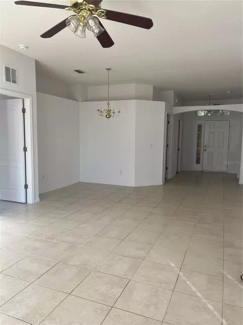 Living - 13455 Silvercreek Dr, Riverview, FL 33579 photo 4 of 4