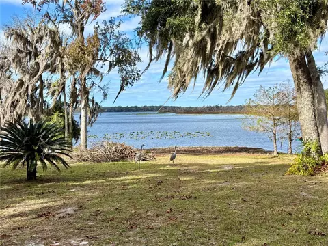 114 Little Orange Lake Dr, Hawthorne, FL 32640